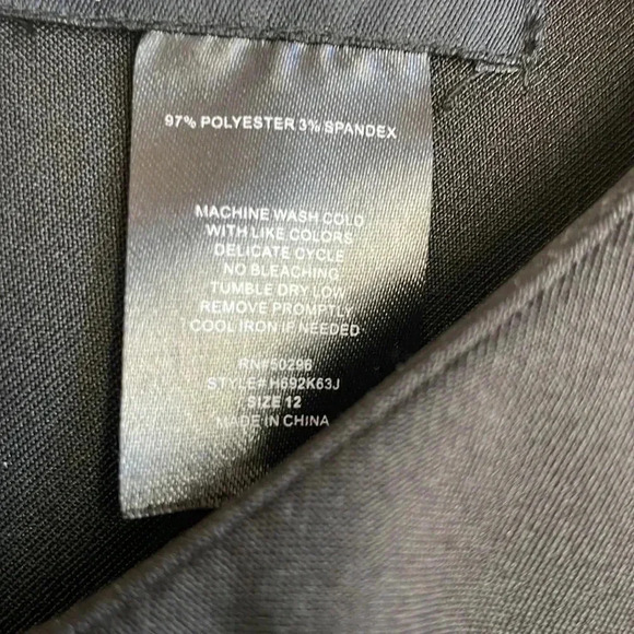 Black dress by joei & i - Picture 5 of 8